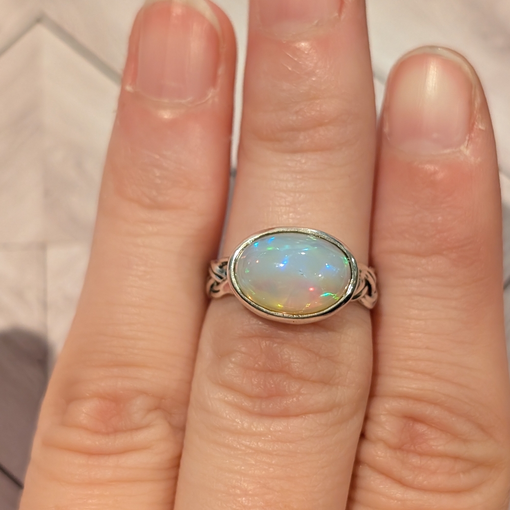 Silver Opal Ring with Vintage-Inspired Design